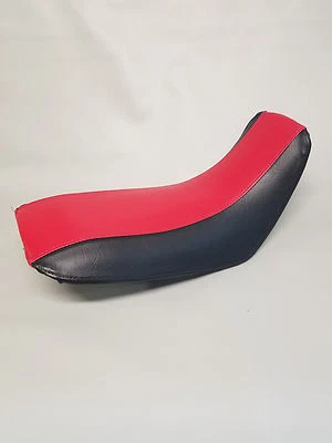 Polaris SCRAMBLER 50 Seat Cover  2-TONE RED & BLACK Staple on Marine Skin Foto 1 de 4