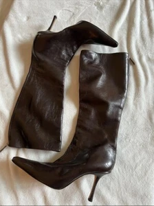 Jimmy Choo Classic Dark Brown Leather Boots Knee High Zip High Heel Size 40.5 - Picture 1 of 7