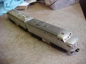 Lionel #2023 Union Pacific Alco AA Diesel Locomotive & #2033 Non Powered - Picture 1 of 11