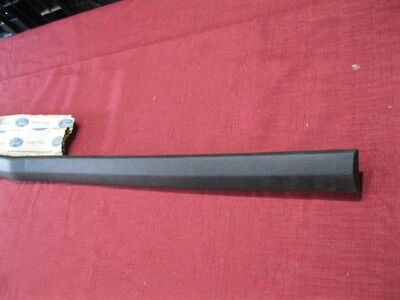 Almohadilla de parachoques delantero Ford Maverick 1974-1977 NOS Foto 1 de 4