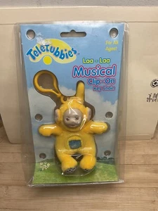 Vintage 90's  Teletubbies Tinky Winky Musical Clip-On Key Chain Laa Laa Buck A2 - Picture 1 of 6