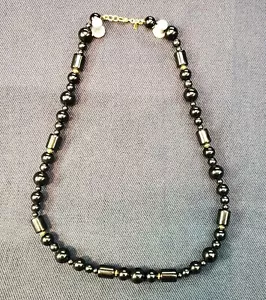 18" All Black Acrylic Necklace - Monet - Picture 1 of 4