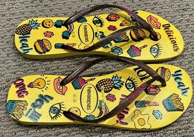 Havaianas 黄色食品和乐趣印花人字拖 尺寸 11/12 彩色,可爱,舒适 — 第 1/4 张图片