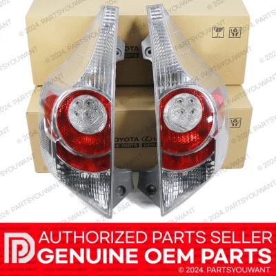 正品丰田 2012 - 2014 年普锐斯 C 工厂原始设备制造商左 + 右后尾灯 — 第 1/4 张图片