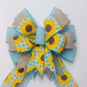 Girasoles con Aqua Check y arco grande turquesa - Imagen 1 de 2