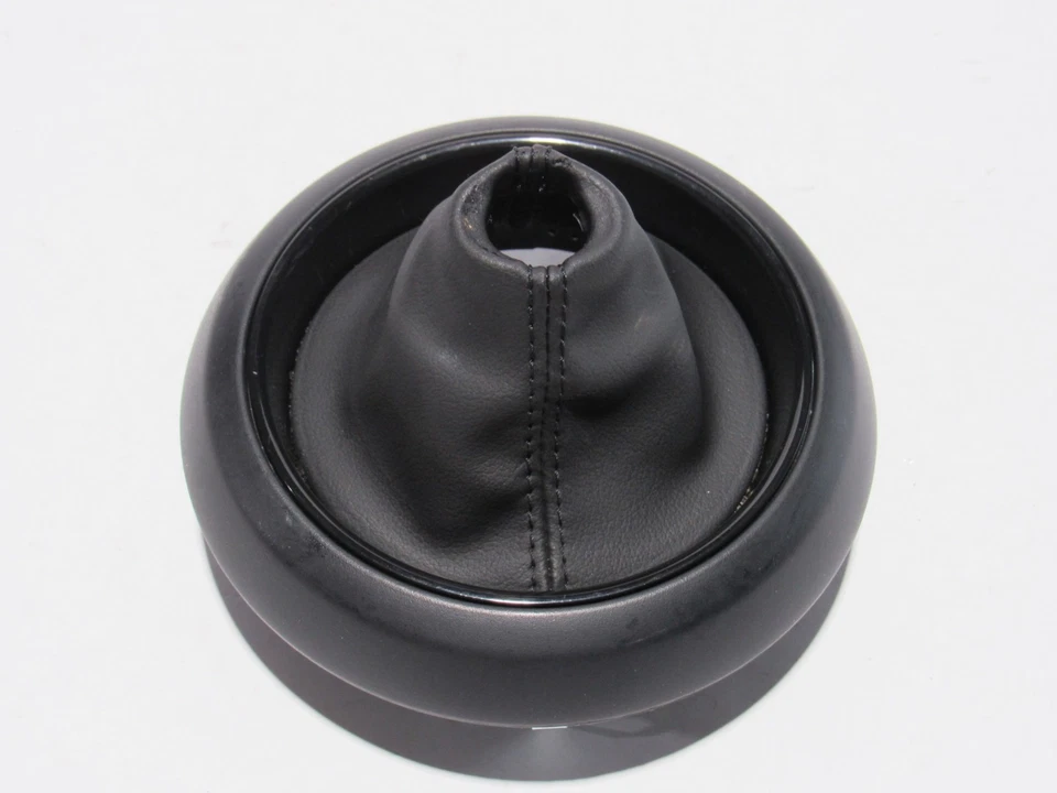 Mini Cooper Countryman S 2024 Selector de cambios Bota Cubierta 23-25; Foto 1 de 4