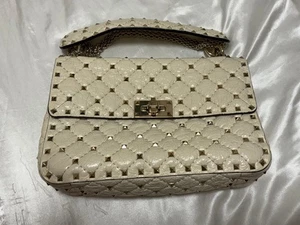 Borsa Valentino Garavani Rockstud Spike media pelle trapuntata stile tracolla - Foto 1 di 13
