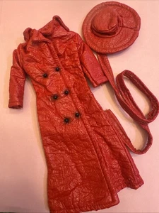 Abrigo/sombrero/cinturón rojo moda vintage clon talla Barbie de Nicola. - Imagen 1 de 4