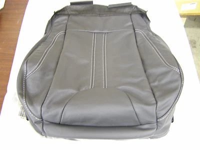 Cubierta inferior del asiento del pasajero Focus Ford 2012 2013 OEM nuevo de lote original - titanio Foto 1 de 4