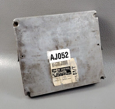 HINO DUTRO XKU304 ECD N04C-TD M/T ENGINE CONTROL MODULE UNIT ECU 8966137530 - Image 1 of 4