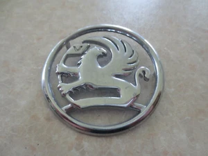 Original Vauxhall car round plastic badge /// emblem / /- -- ----- - Picture 1 of 5