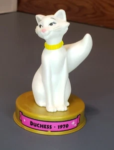 2002 McDonalds Happy Meal 100 Years of Disney Magic "Duchess" - Picture 1 of 5