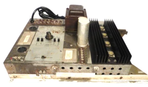 AMPLIFICADOR ESTÉREO WURLITZER 3300 / 3310 PARTE: Probado / Funcionamiento 549 - Imagen 1 de 6