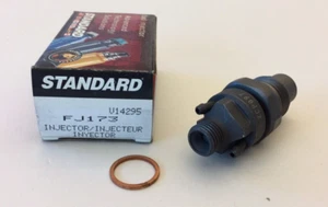 Standard FJ173 Fuel Injector - Picture 1 of 6