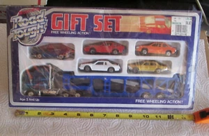 Car Carrier Hauler Truck & 5 Diecast Car Gift Set #82024 Road Rough HK 1980 - Picture 1 of 9