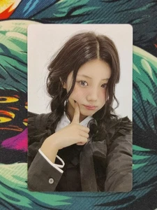 ILLIT - Wonhee - I'LL LIKE YOU - BETWEEN Ver. Photocard - Picture 1 of 3