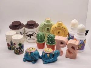 Vintage Lot of 7 Salt and Pepper Shakers Turtles Retro Flowers Letter "S & P" - Picture 1 of 23