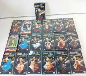 Sammlung Vintage x19 Star Trek / Next Generation VHS Shows - Bild 1 von 6