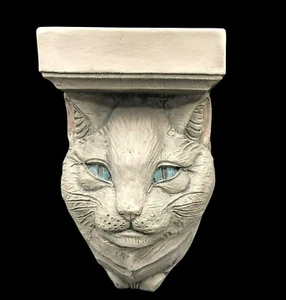 Telle M. Stein Cat Wall Shelf 2001 Whimsical Resin Decor 9"x5"x4" Blue-Eyed Cat - Picture 1 of 8
