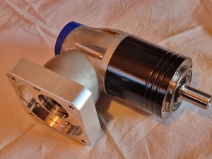 Wittenstein Alpha LPK 070-M02-5 -011  Ratio: 5   Right Angle Hypoid Gearbox - Picture 1 of 10