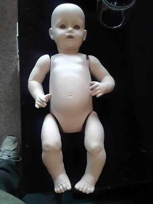 Byron Molds 1986 porcelana - muñeca cerámica 20-24" - cabeza, cuerpo, brazos y piernas. Kit Foto 1 de 4