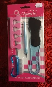 Kit Bleu Manucure Pédicure Brosse Lime Ongles Séparateur Repousse Cuticule - Picture 1 of 1
