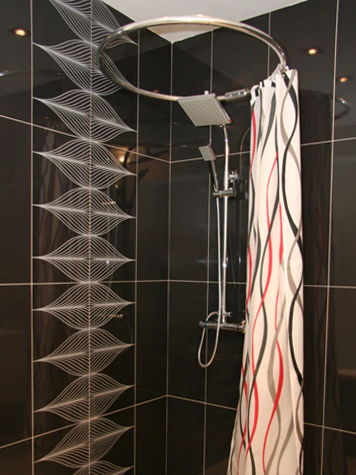 Tondo Asta Argento Ø 100 CM Cromo Angolo per Tenda Doccia Della - Immagine 1 di 2