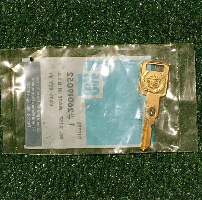 Oro OEM Fábrica Cadillac KEY CUTS 1 Sevilla Deville Eldorado Fleetwood 26019052 Foto 1 de 4