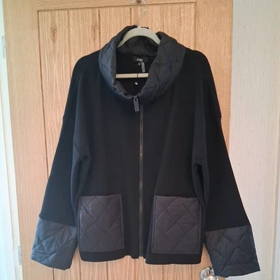 ORLY BEAUTIFUL PART QUILTED JACKET WITH FEATURE ZIP /LARGE COLLAR -XL -BNWT - Image 1 of 4
