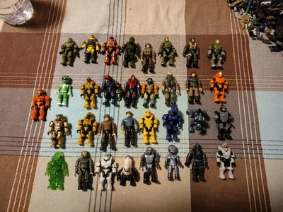 Halo Mega Bloks 34+ Figure Lot Plus 120+ Weapons, Pieces - Image 1 of 4