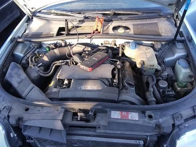 Chasis transmisión ECM Quattro 5 velocidades compatible con 02-04 AUDI A6 20022461 Foto 1 de 4