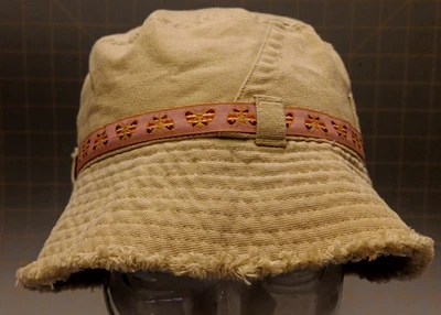 2004 Винтажный женщин S/M старый темно-ведро шляпа с регулируемой бабочка лента деко - Изображение 1 из 4