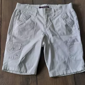 Gloria Vanderbilt Sz 10 Shorts Cargo Bermuda Partial Elastic Waist White - Picture 1 of 9