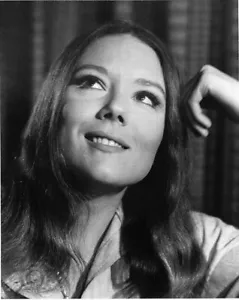DIANA RIGG as 'Emma Peel' - 10" x 8" b/w Promotional Photograph THE AVENGERS - Imagen 1 de 1