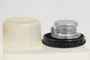 Leica Summaron 35mm F3.5 Screw Mount Lens with Caps - Picture 1 of 6