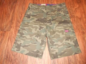 NEW with tags Levi's boys shorts size 14 reg cargo camo - Picture 1 of 5