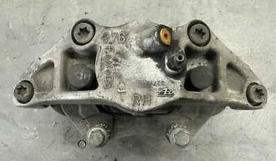 06-13 VOLVO C70 FRONT RIGHT PASSENGER SIDE BRAKE CALIPER ASSEMBLY OEM *TESTED - Image 1 of 4
