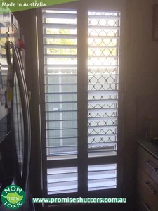 MASSIVE SALE ON CUSTOMER MADE PLANTATION SHUTTERS - solid Vinly SHUTTERS - Picture 1 of 8