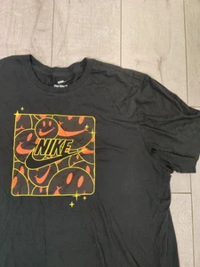 Nike Shirt Herren XXL Schwarz Grafik Print Smile Smiley Face Logo Rundhals - Bild 1 von 8