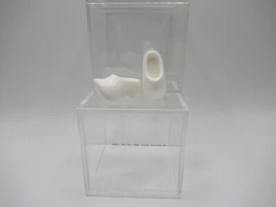 New Never Worn White 1993 Dutch World Collection Barbie Doll Clogs Only. - Image 1 of 4