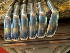 BRIDGESTONE FORGED TOUR B X-CBP IRON SET 5-PW R/H KBS GRAPHITE TGI 60 REG FLEX - Picture 1 of 9