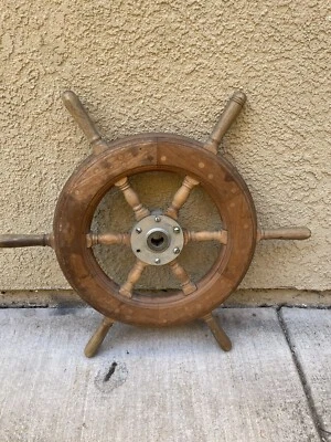 ES BURMAN ORIGINAL TEAK YACHT STEERING WHEEL - Image 1 of 3