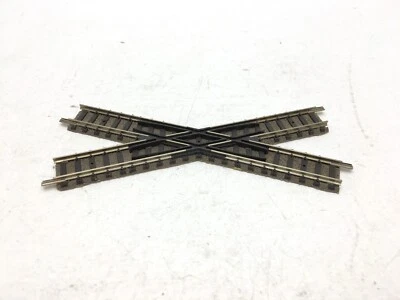 FLEISCHMANN 9161 N Incrocio a 30°, lunghezza 115mm. Serie PROFI-GLEIS - Immagine 1 di 2