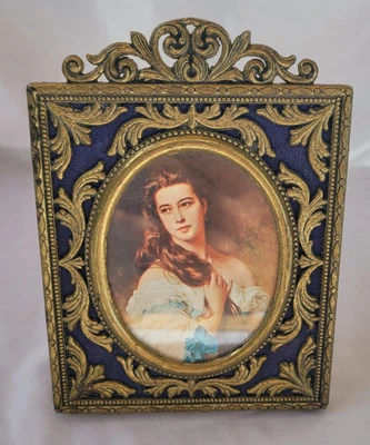 Marco de fotos vintage de bronce con pergamino ornamentado de Italia 3 X 5 decoración de oficina en el hogar  Foto 1 de 4