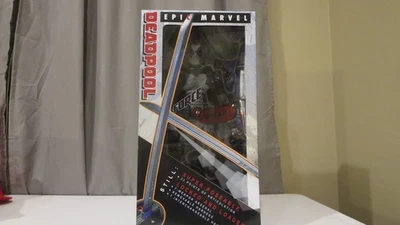 Figura de acción NECA Marvel escala 1/4 Deadpool 18 pulgadas gris factor X Foto 1 de 4