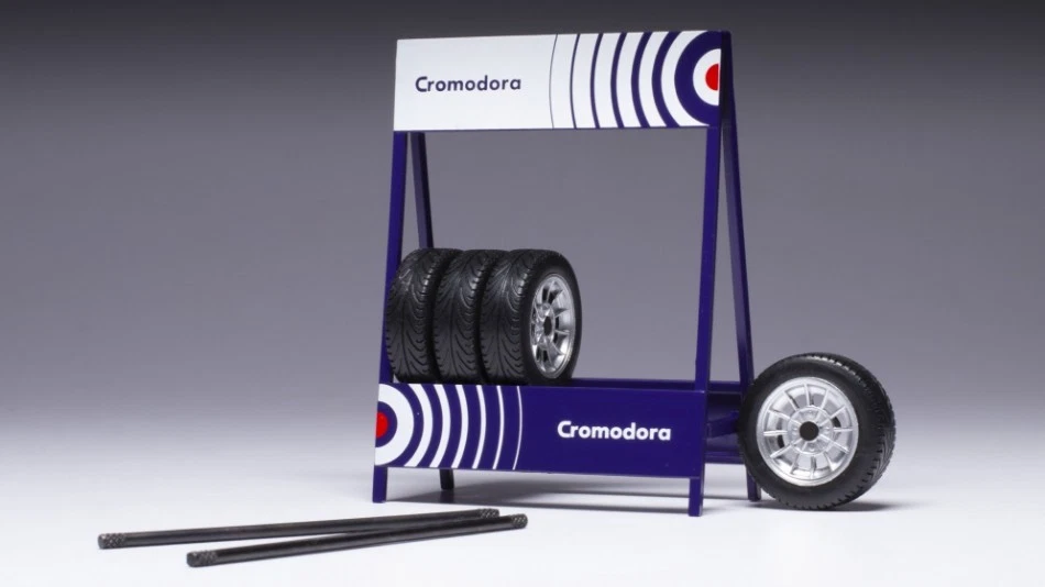 SET 4 WHEELS CROMODORA SILVER 1:18 - Immagine 1 di 1