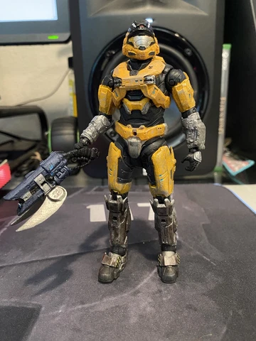 Mcfarlane Halo Reach 3 Yellow Spartan Mark MK V B Noble Video Game Action Figure Cover