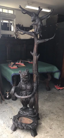 ANTIQUE BLACK FOREST CARVED BEAR HALL TREE Cover