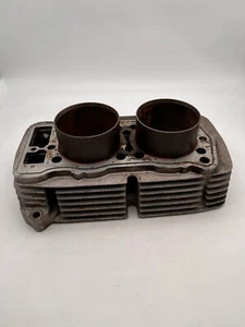 Yamaha XS500 XS 500 cylinder bank cylinder defective #21462 - Picture 1 of 19