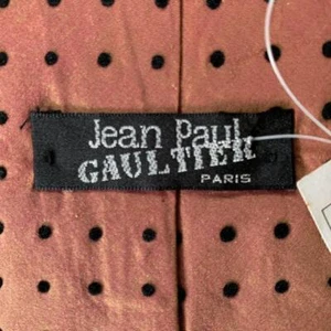 Brand new Jean Paul Gaultier tie - Picture 1 of 6